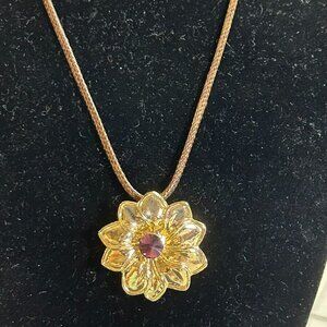 Daisy Pin Pendant Brooch with Drop Down Loop Purple Swarovski Crystal NWT Disc